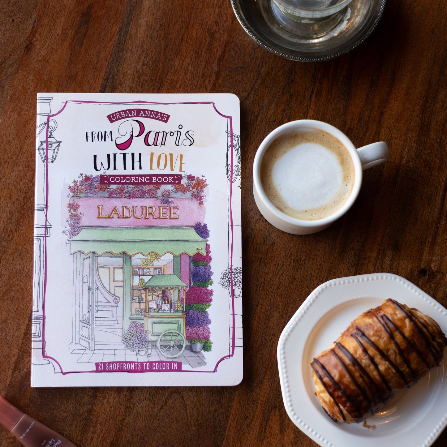 Urban Anna's From Paris with Love by Astrid Wielinga
