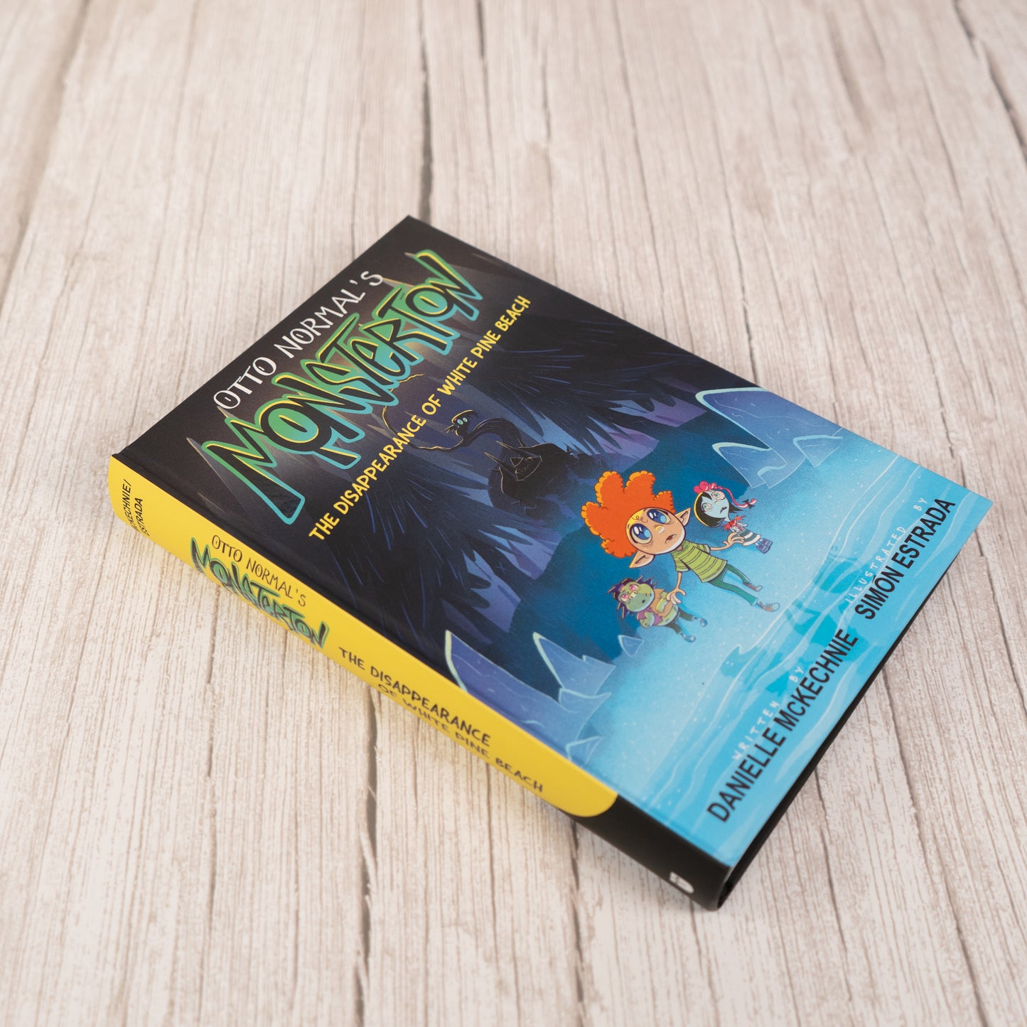 Otto Normal’s Monsterton: The Disappearance of White Pine Beach by Danielle McKechnie, Simón Estrada